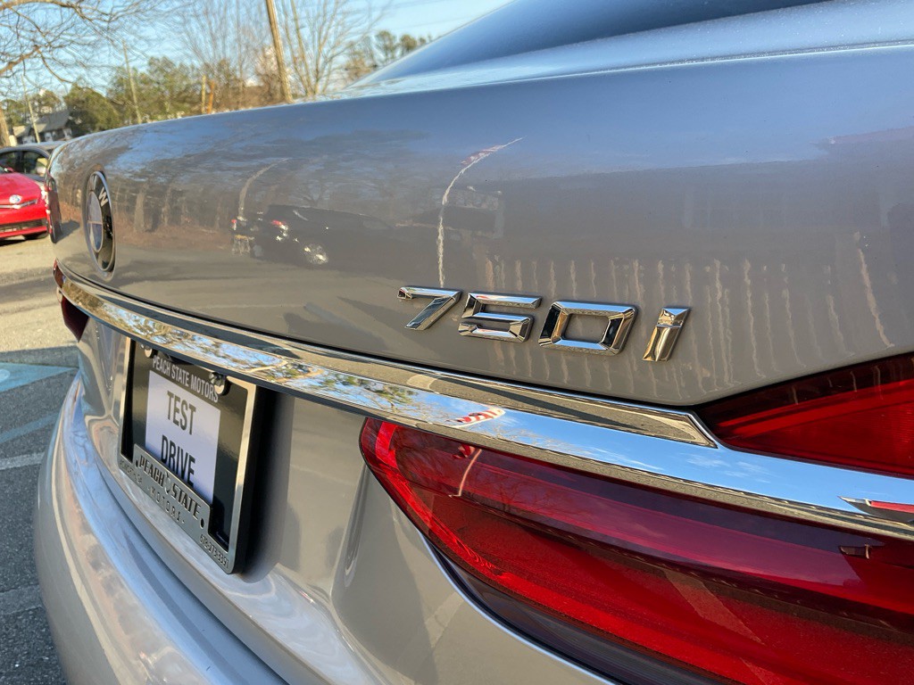 2018 BMW 7 Series Image 10