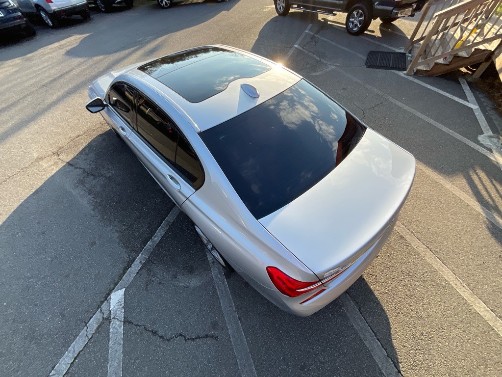 2018 BMW 7 Series Image 11