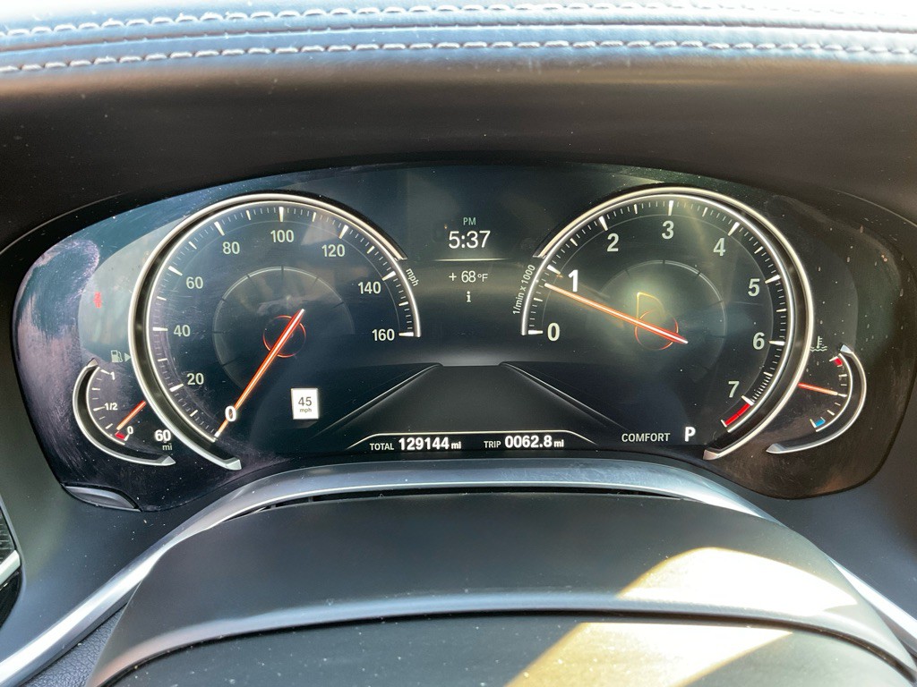 2018 BMW 7 Series Image 27