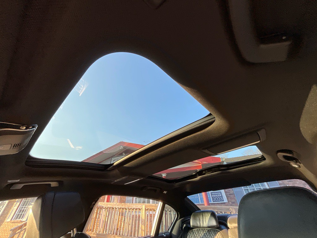 2018 BMW 7 Series Image 29