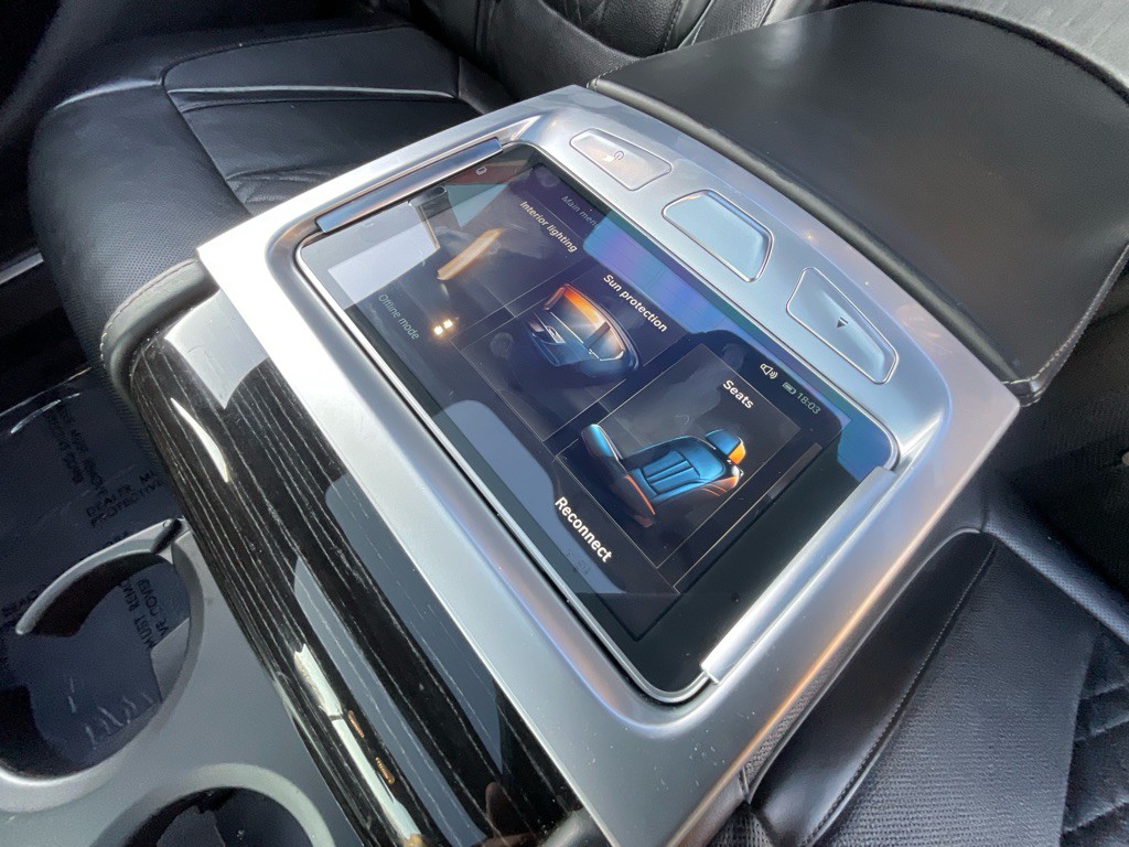 2018 BMW 7 Series Image 37