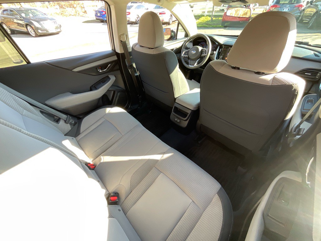 2020 Subaru Outback Image 31