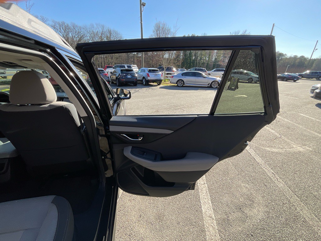 2020 Subaru Outback Image 44