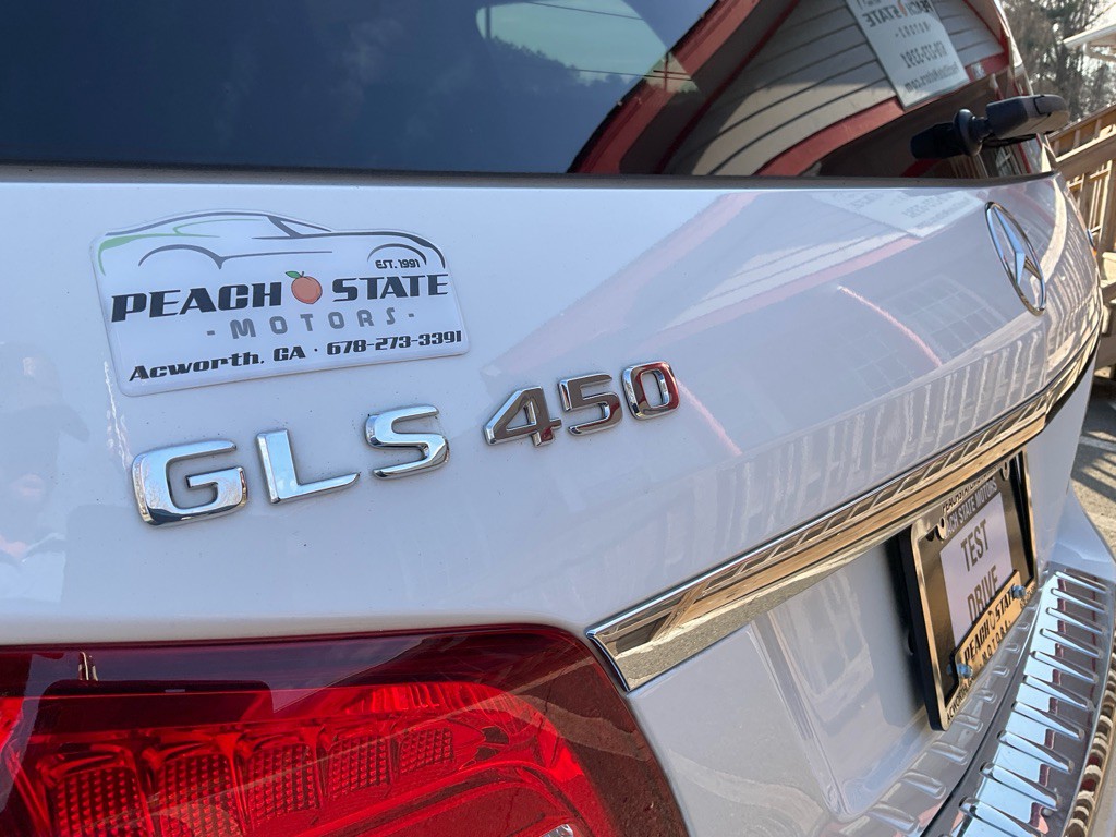 2017 Mercedes-Benz GLS-Class Image 9