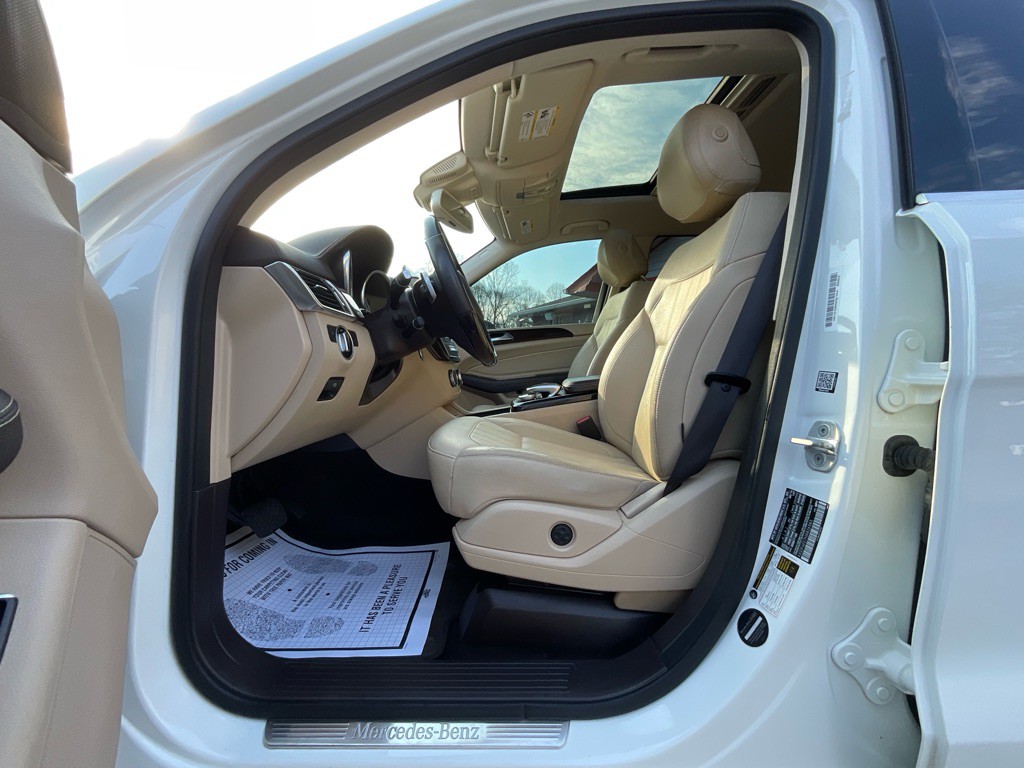 2017 Mercedes-Benz GLS-Class Image 14