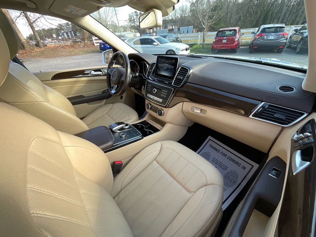 2017 Mercedes-Benz GLS-Class Image 18