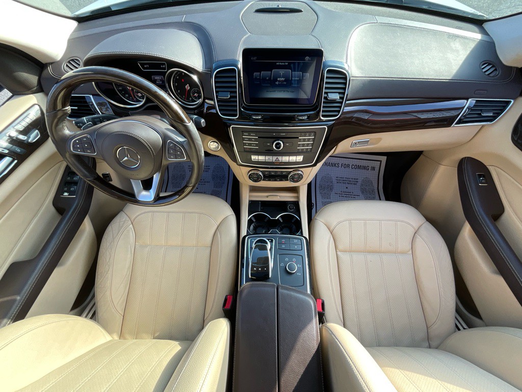 2017 Mercedes-Benz GLS-Class Image 21