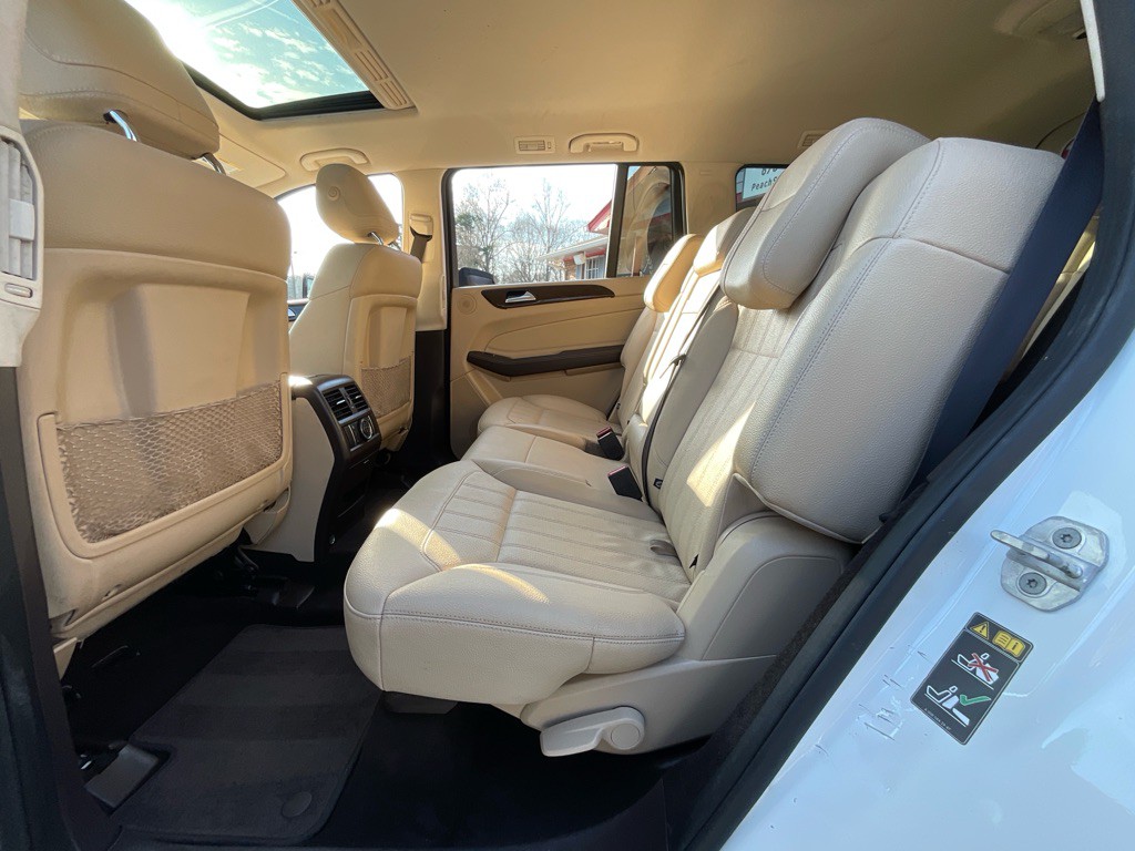 2017 Mercedes-Benz GLS-Class Image 29