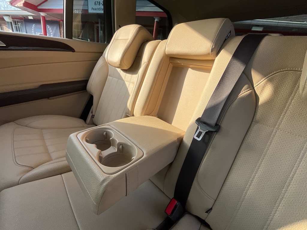 2017 Mercedes-Benz GLS-Class Image 35