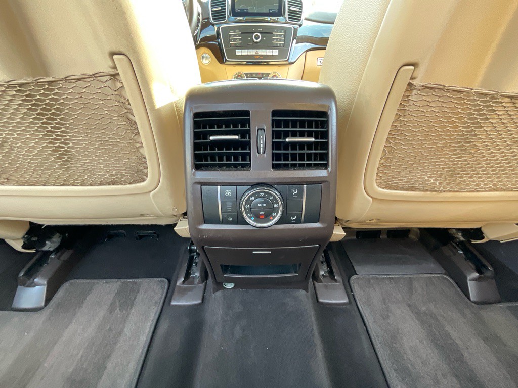 2017 Mercedes-Benz GLS-Class Image 36