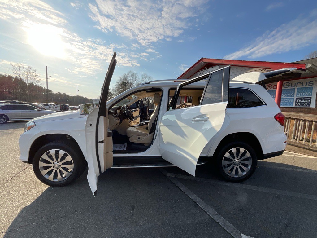 2017 Mercedes-Benz GLS-Class Image 38