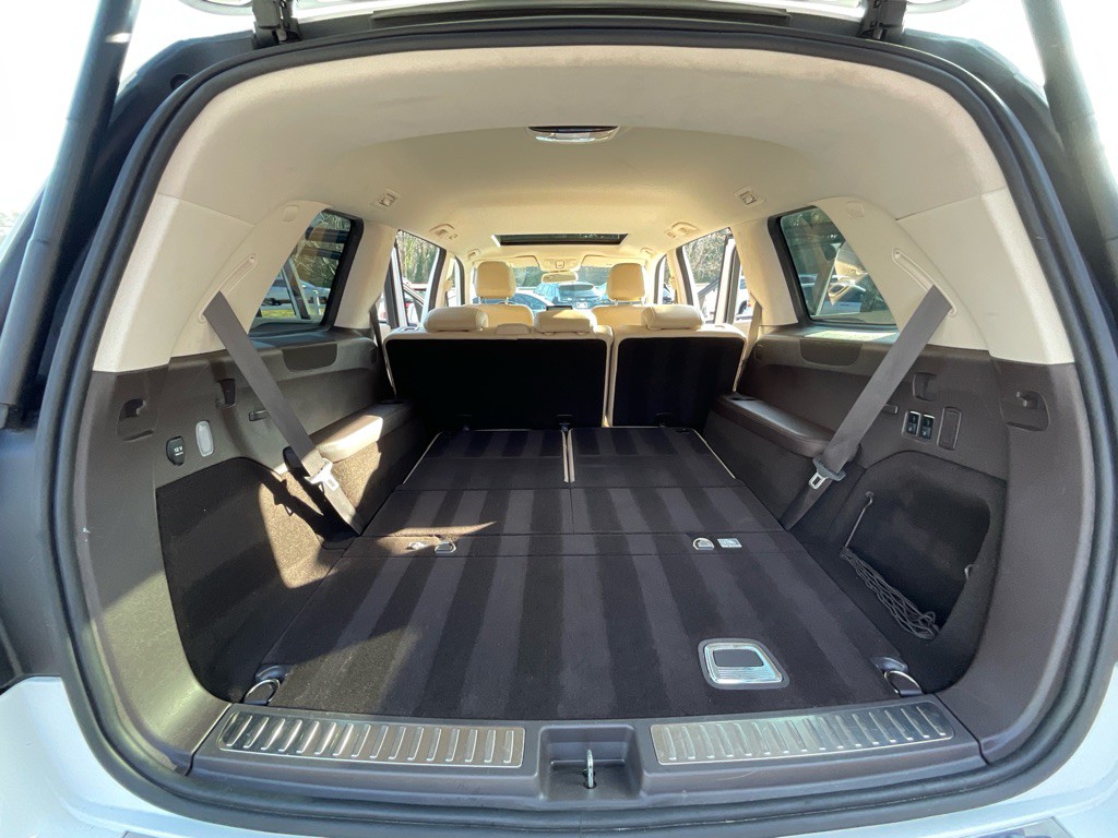 2017 Mercedes-Benz GLS-Class Image 40