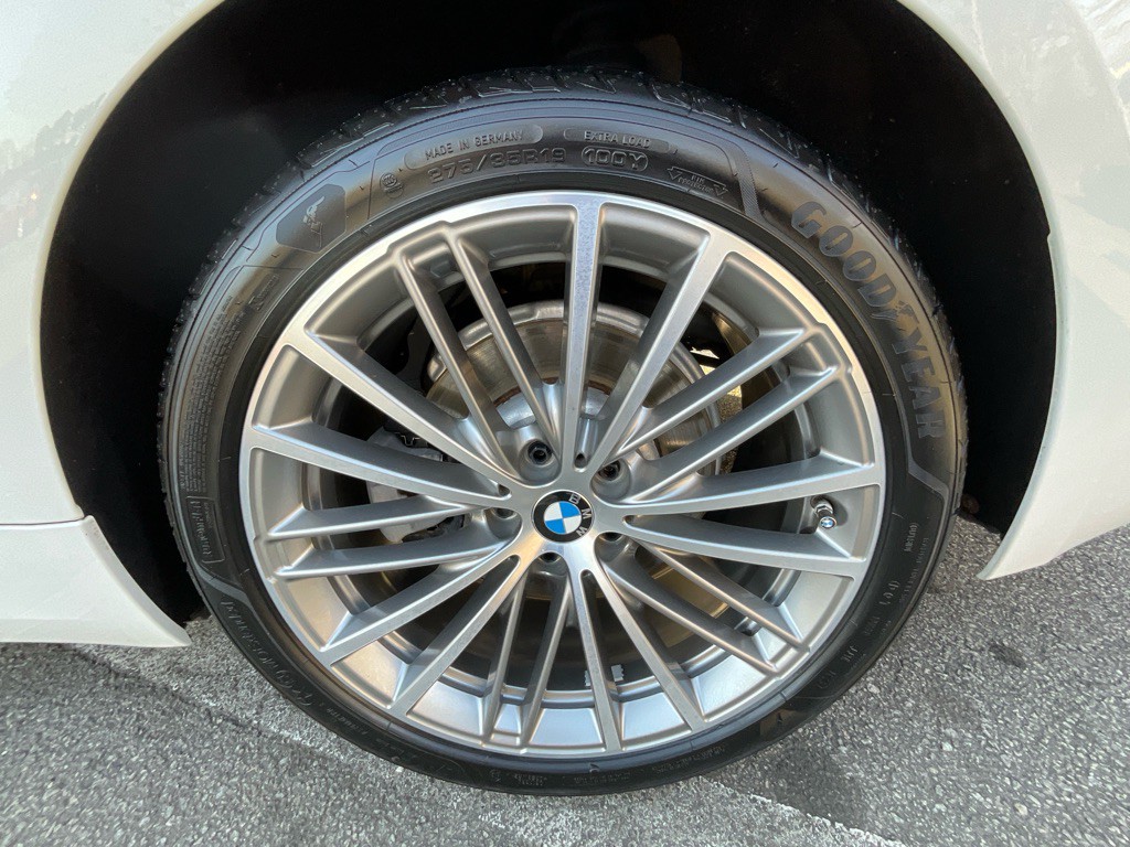 2017 BMW 5 Series Image 11