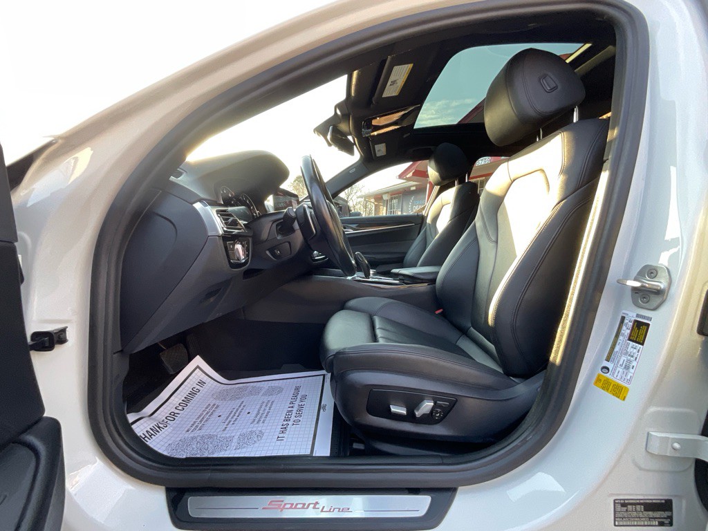 2017 BMW 5 Series Image 13