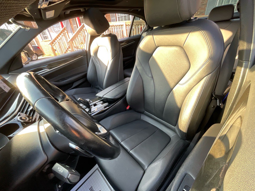 2017 BMW 5 Series Image 15