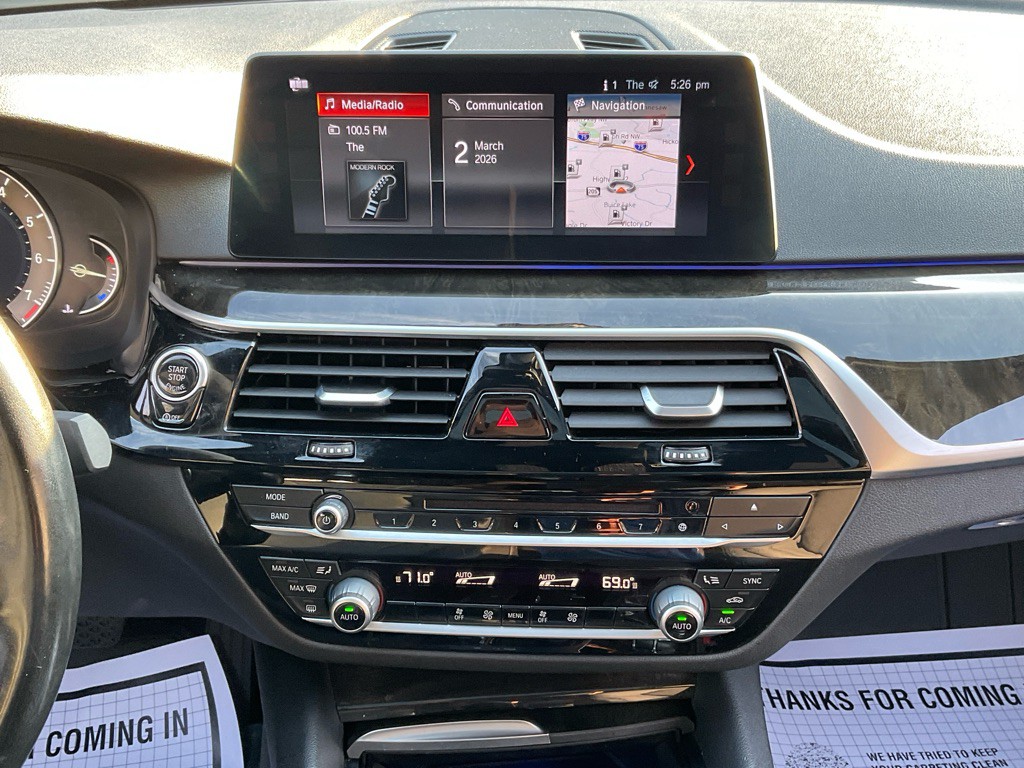 2017 BMW 5 Series Image 21