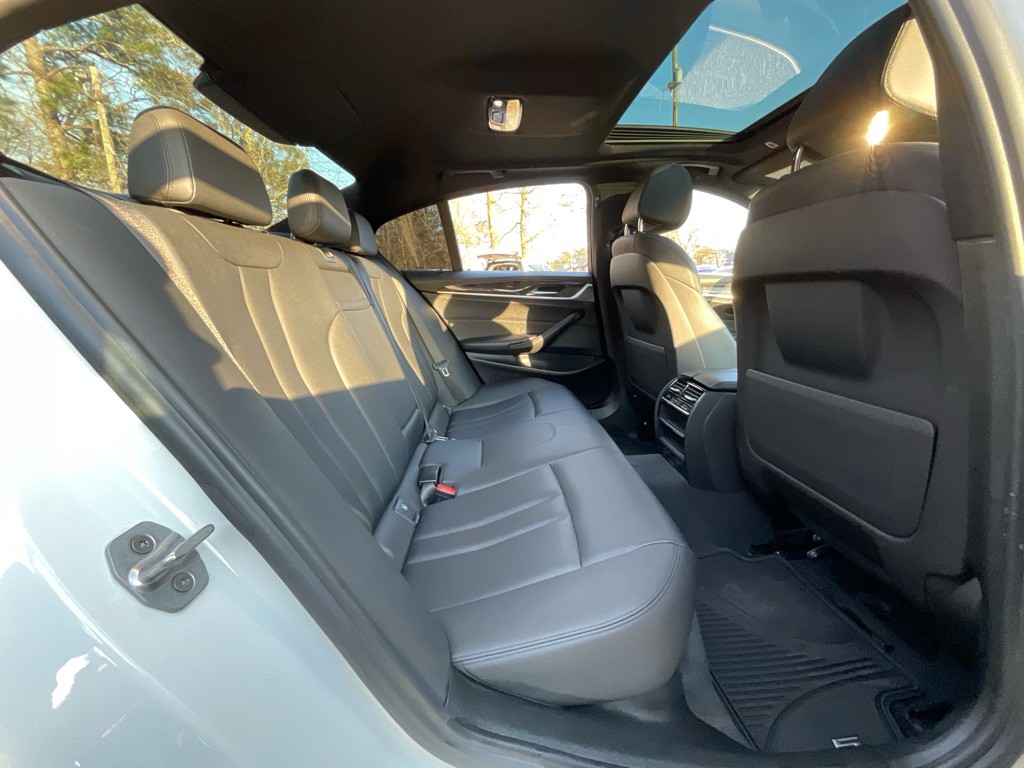 2017 BMW 5 Series Image 31