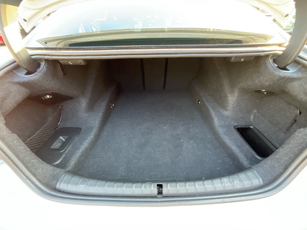 2017 BMW 5 Series Image 38