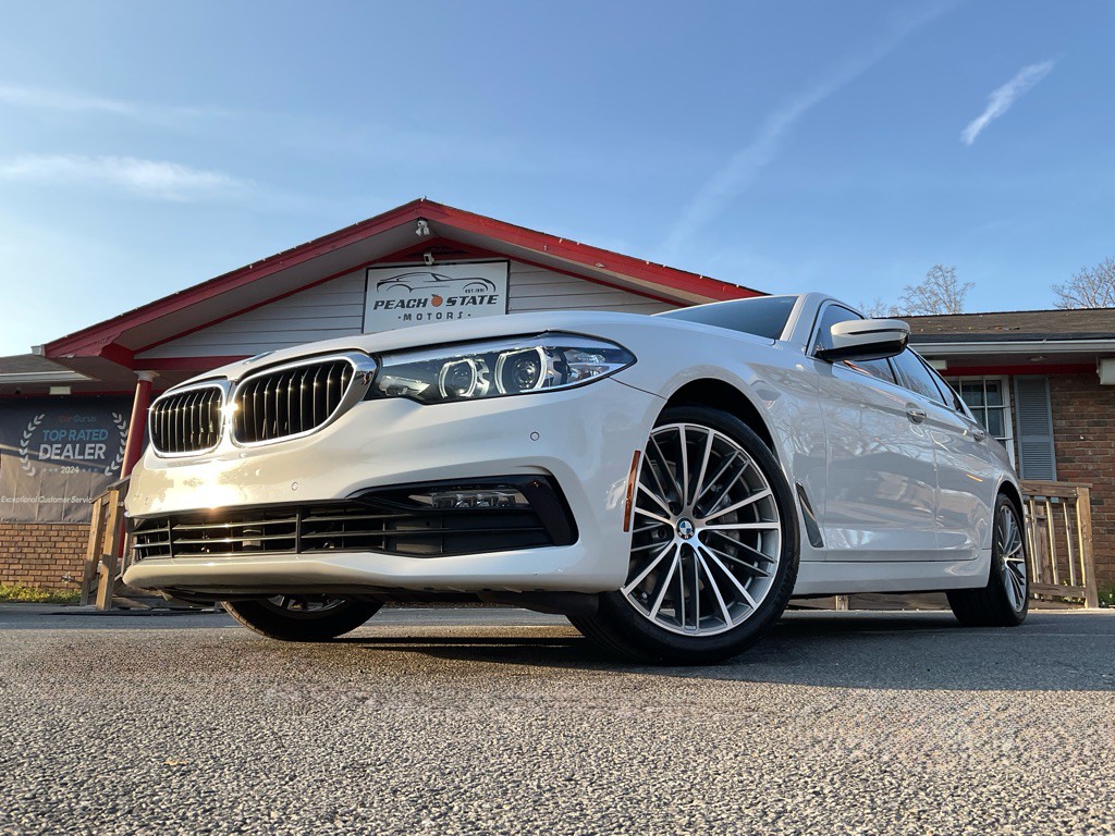 2017 BMW 5 Series Image 45