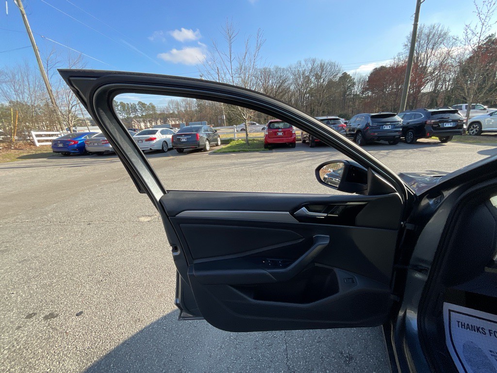 2019 Volkswagen Jetta Image 39