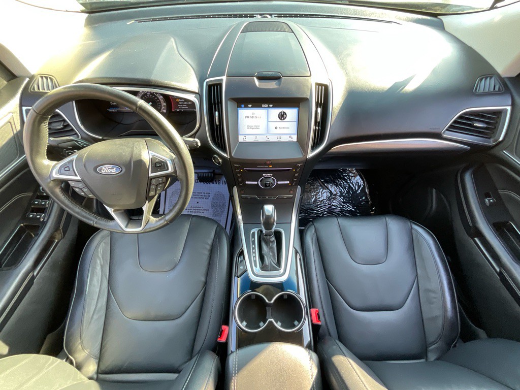 2016 Ford Edge Image 21