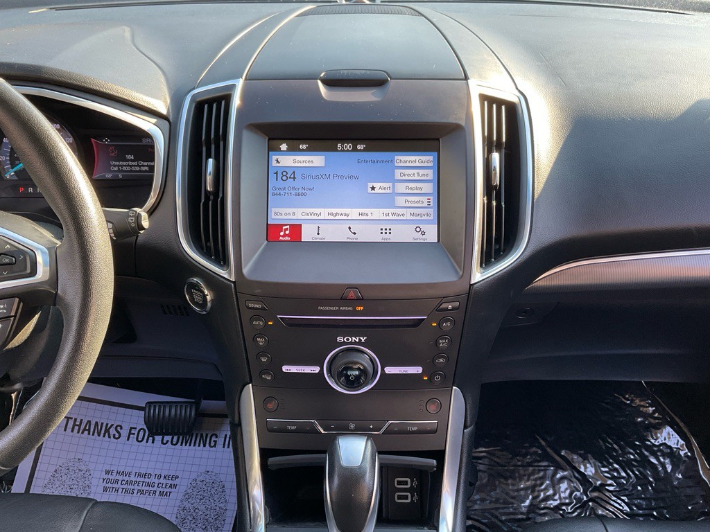 2016 Ford Edge Image 22