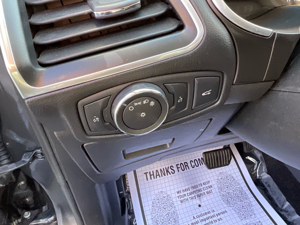 2016 Ford Edge Image 42