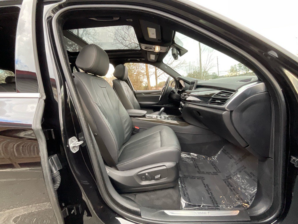 2017 BMW X5 Image 16