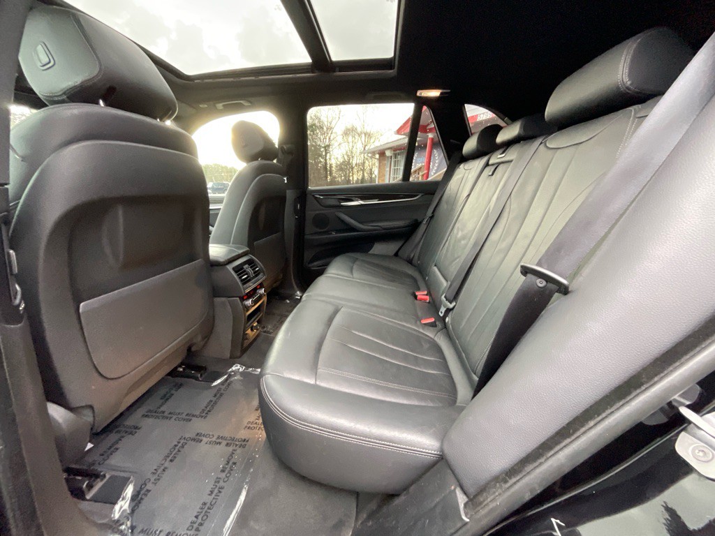 2017 BMW X5 Image 28