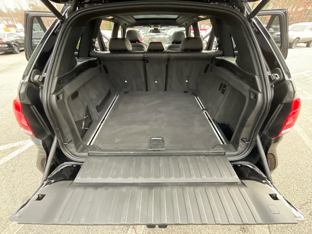 2017 BMW X5 Image 38