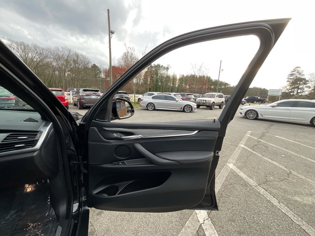 2017 BMW X5 Image 45