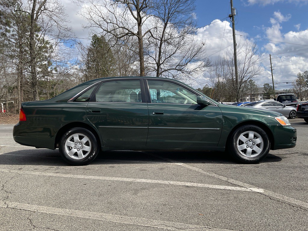 2000 Toyota Avalon Image 4