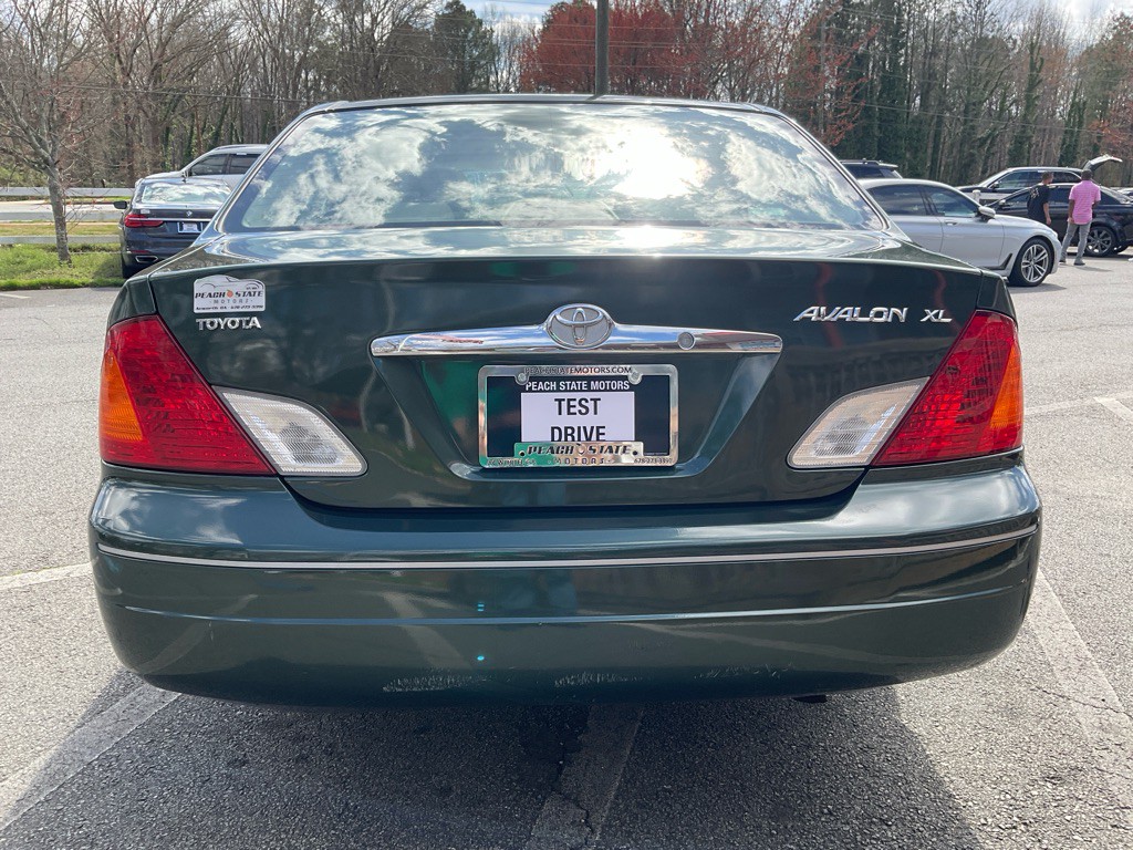 2000 Toyota Avalon Image 6