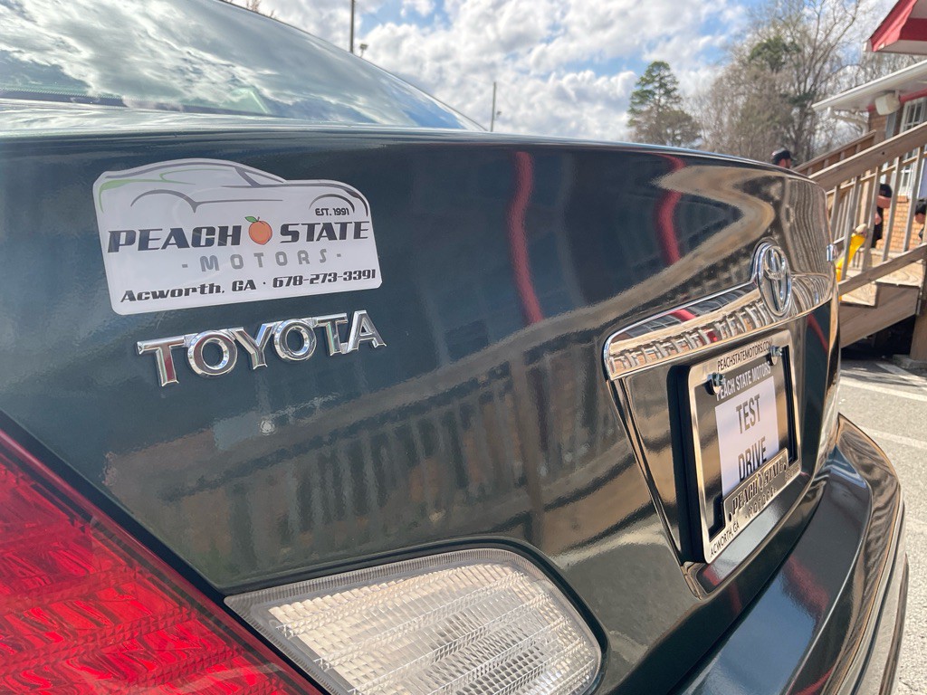 2000 Toyota Avalon Image 9