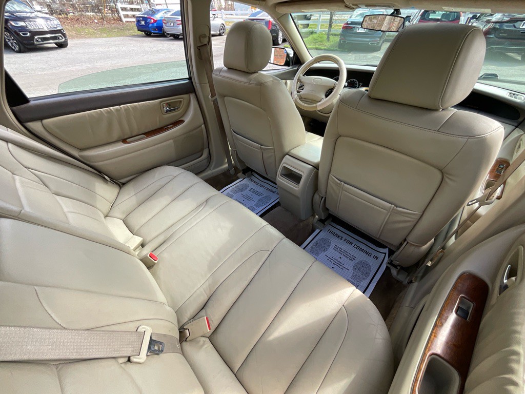 2000 Toyota Avalon Image 30