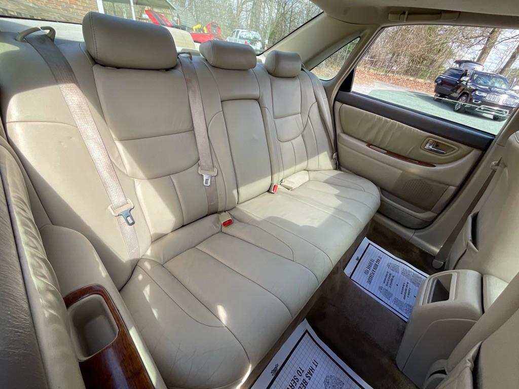 2000 Toyota Avalon Image 31
