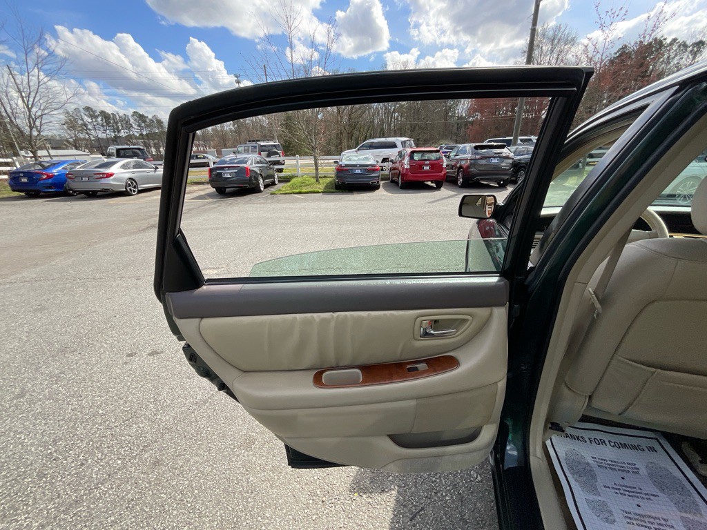 2000 Toyota Avalon Image 39