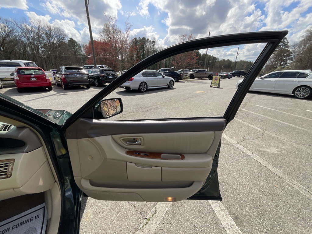 2000 Toyota Avalon Image 40