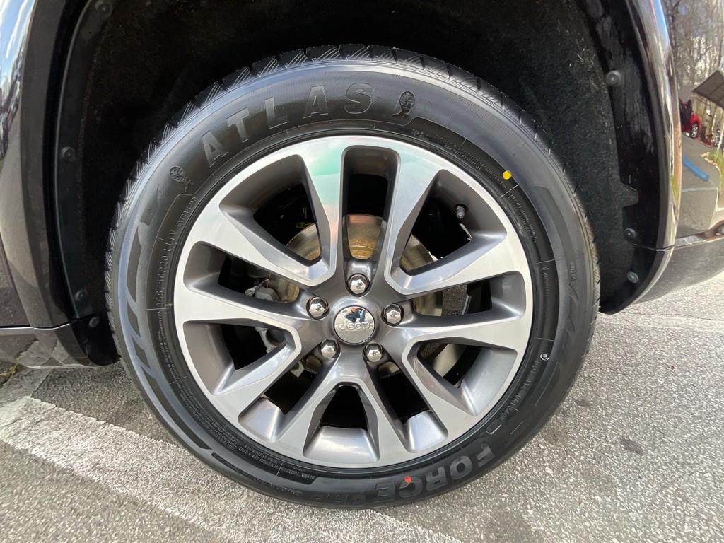 2018 Jeep Grand Cherokee Image 12