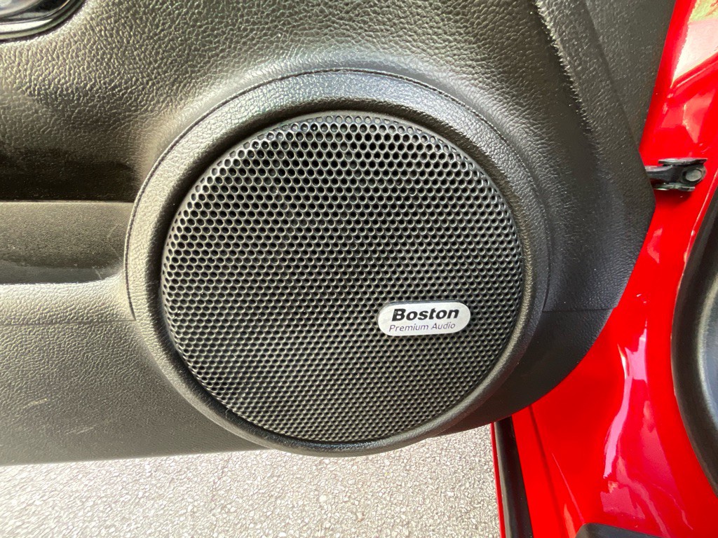 2012 Chevrolet Camaro Image 36