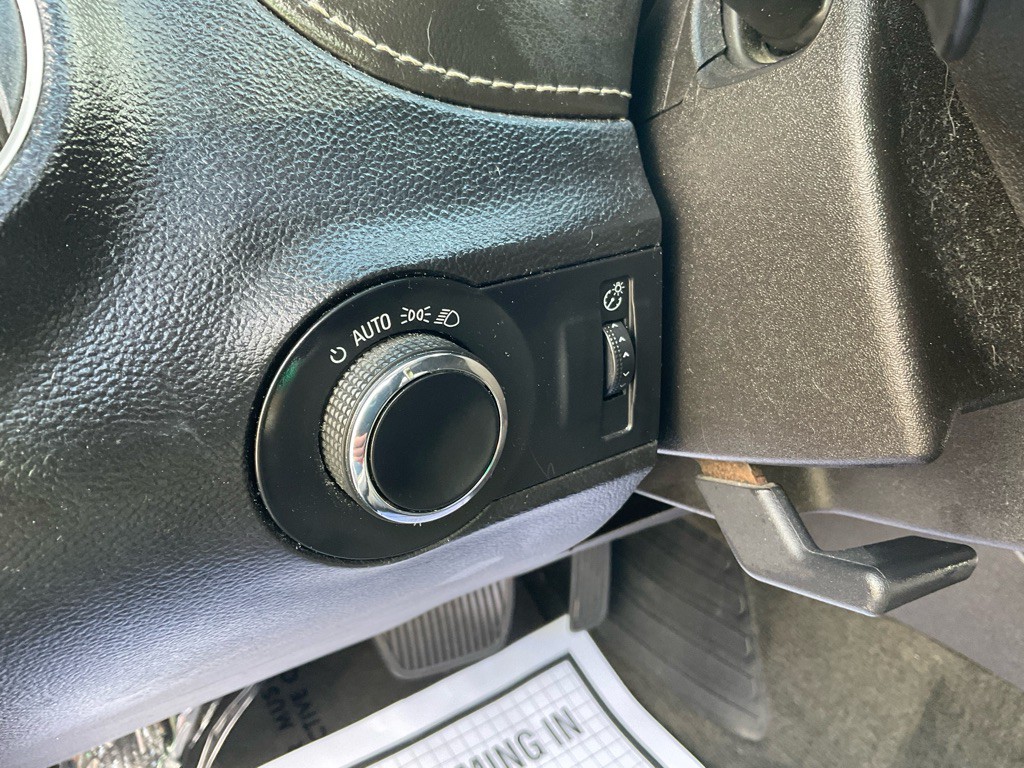 2012 Chevrolet Camaro Image 37