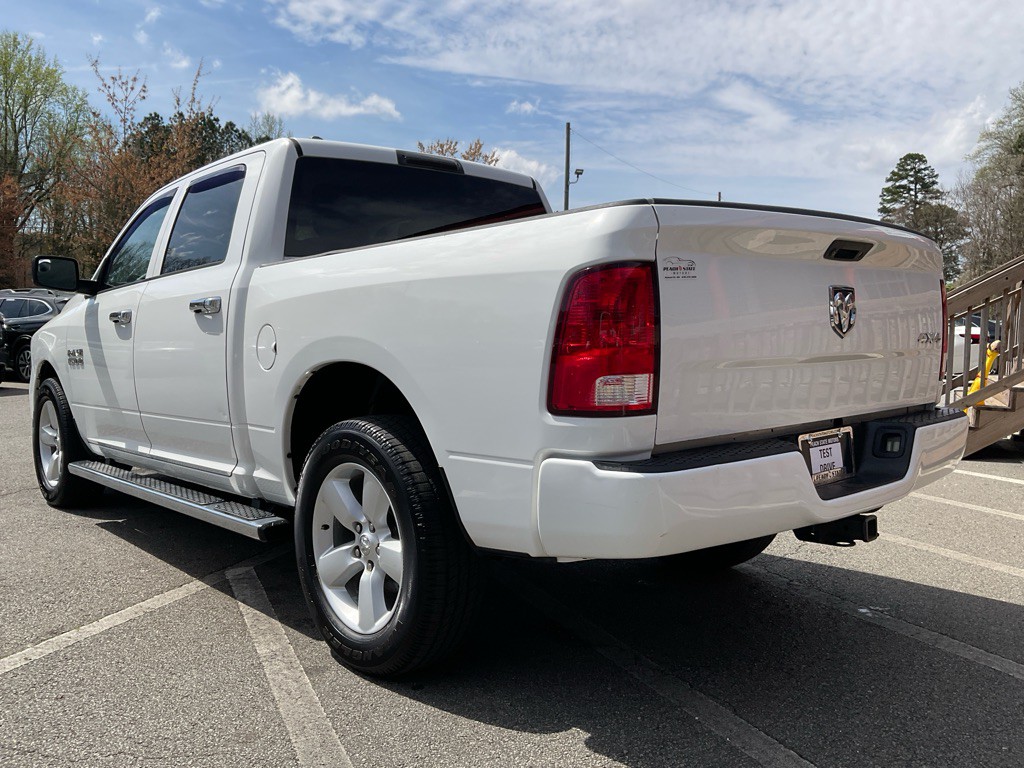 2016 RAM 1500 Image 7