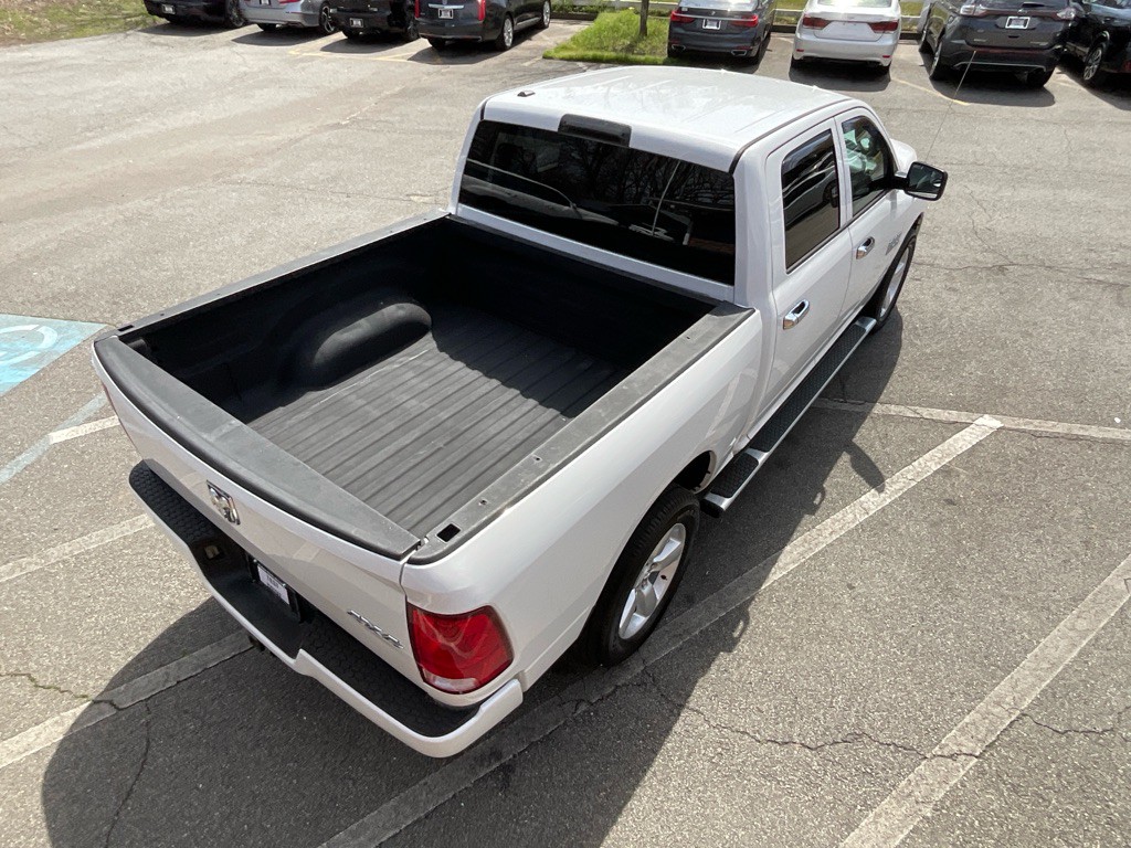 2016 RAM 1500 Image 11