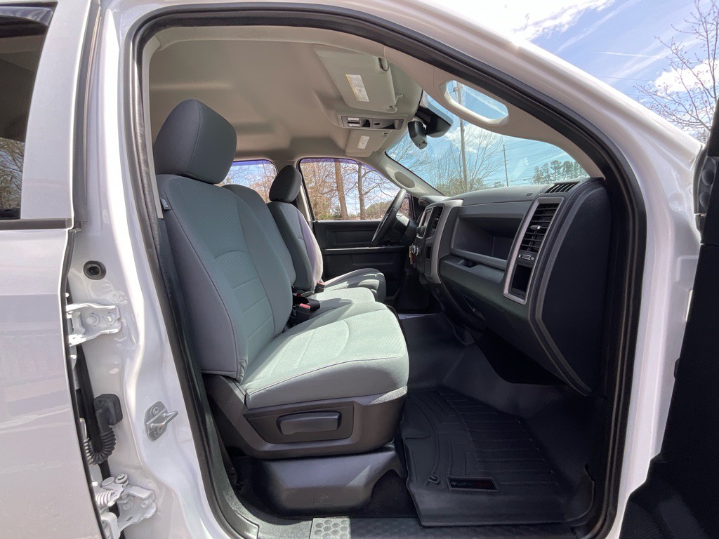 2016 RAM 1500 Image 17