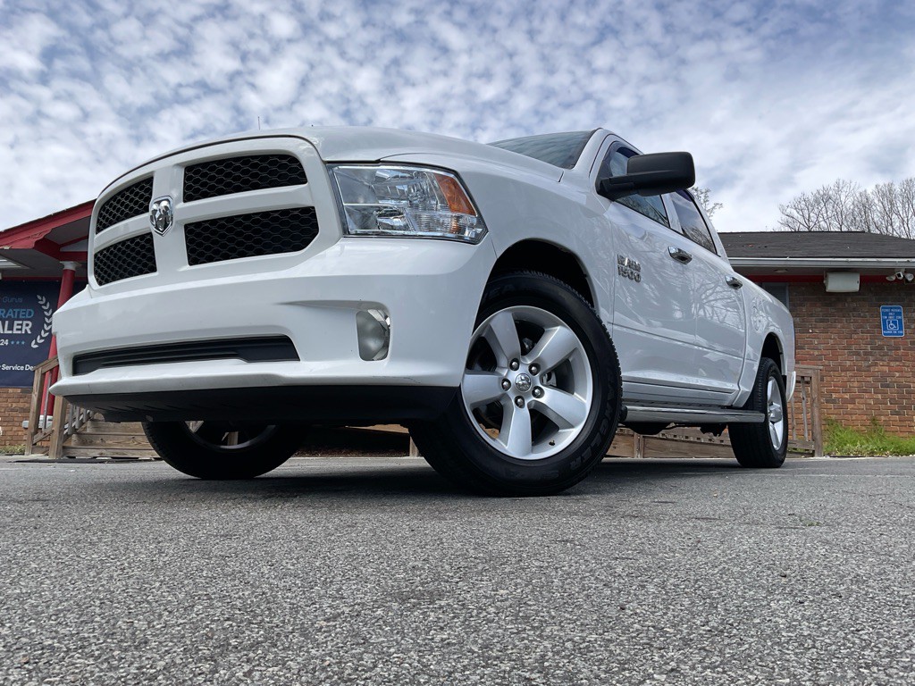 2016 RAM 1500 Image 43