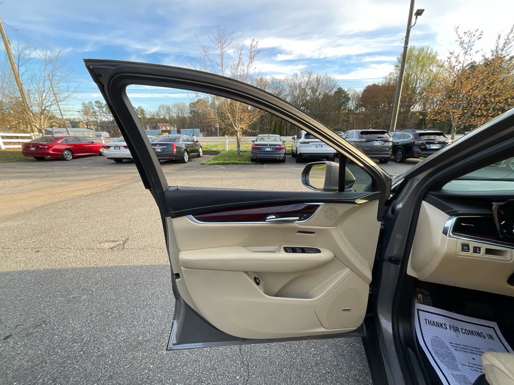 2018 Cadillac XT5 Image 42