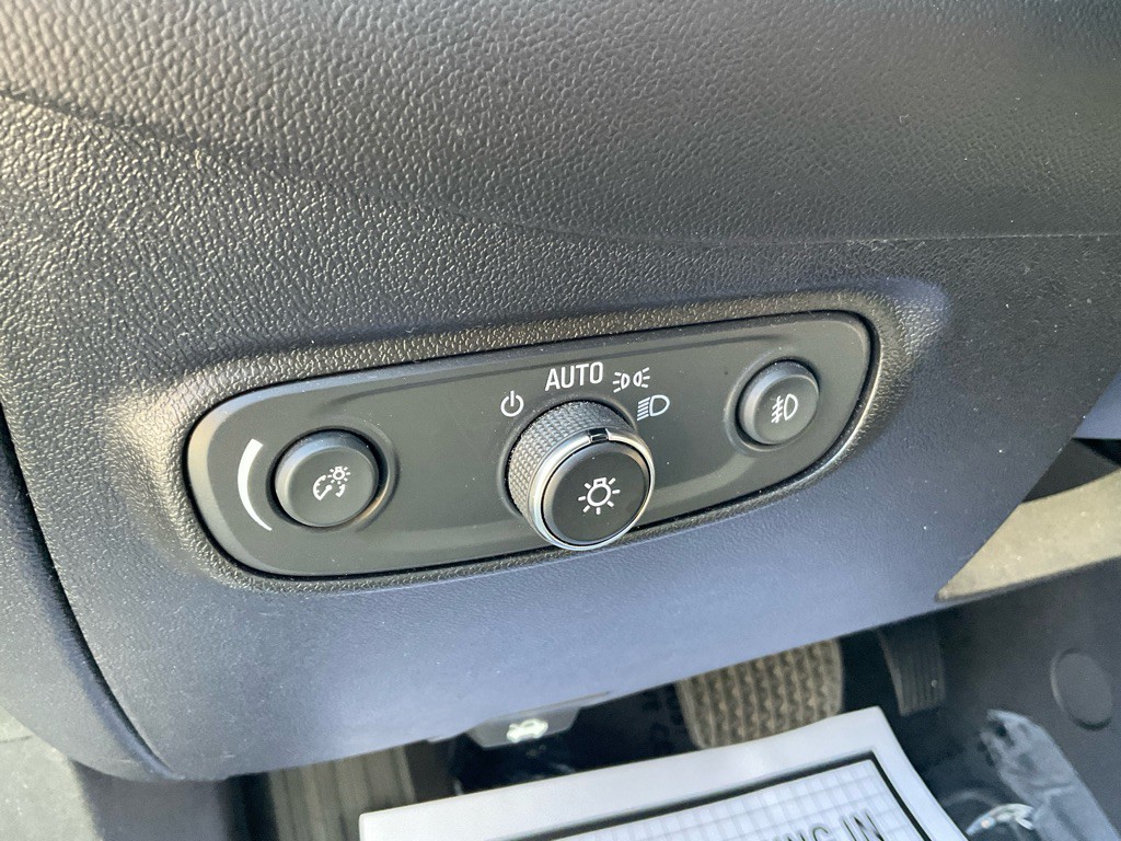 2018 Chevrolet Equinox Image 45