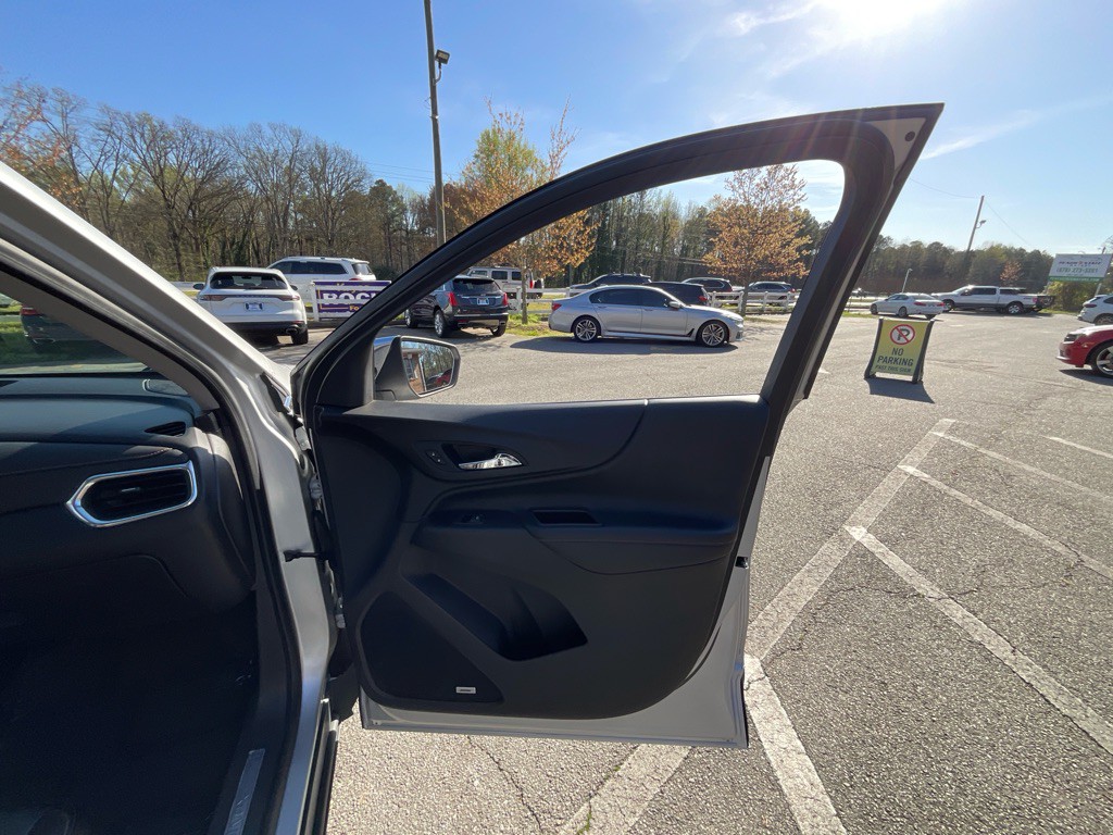 2018 Chevrolet Equinox Image 47