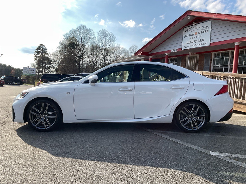 2018 Lexus IS 300 Image 8