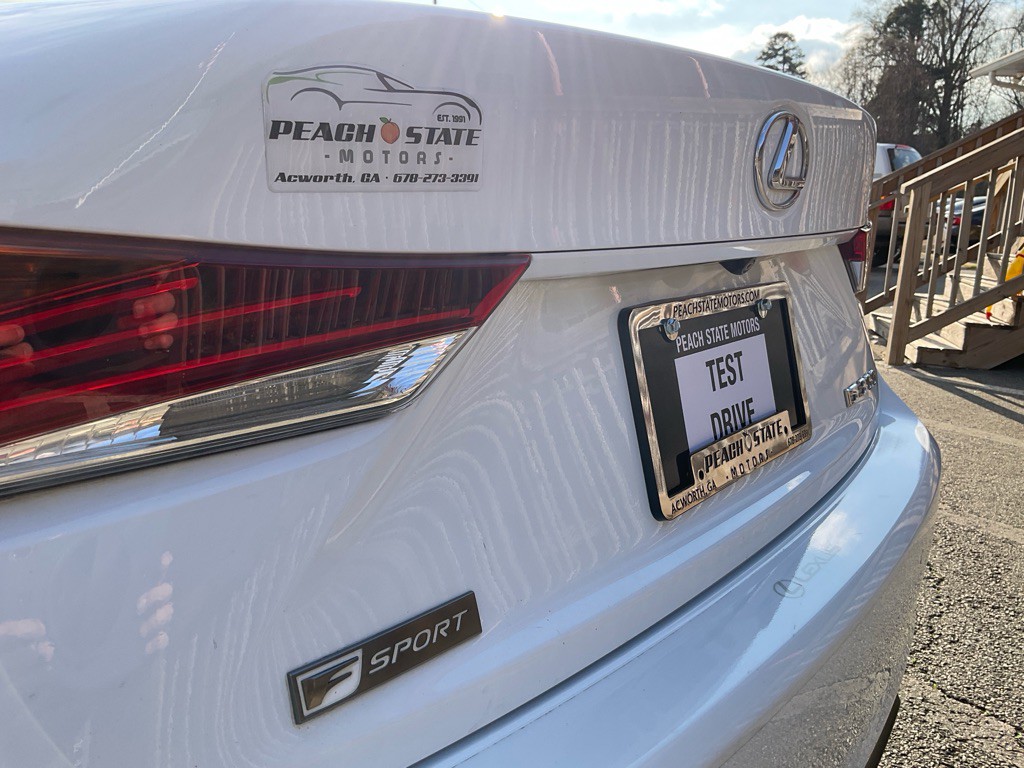 2018 Lexus IS 300 Image 10